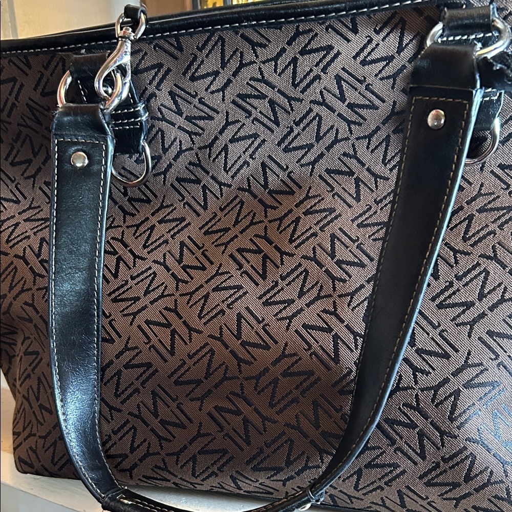 Jones New York Signature Brown and Black Tote